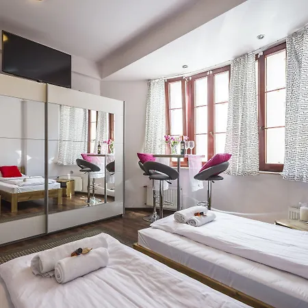 Galeria Italiana Daire *