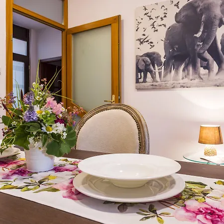 Galeria Italiana Daire