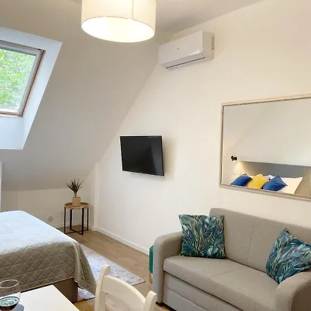 Galeria Italiana Apartment *